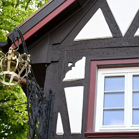Boutique-hotel Krone Bed & Breakfast 3*