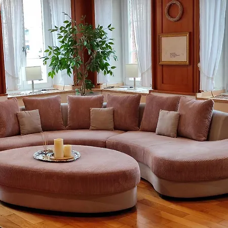 Boutique-hotel Krone 4* דנצלינגן