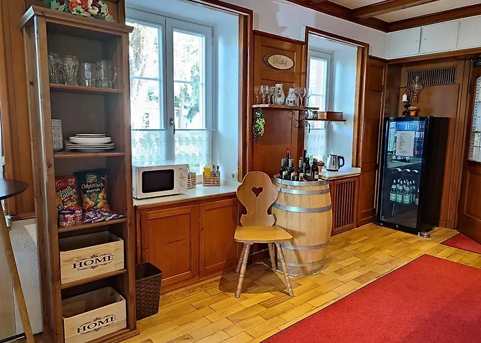 Alojamento de Acomodação e Pequeno-almoço Boutique-hotel Krone 3*