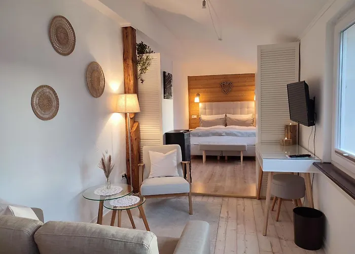 Boutique-hotel Krone Alojamento de Acomodação e Pequeno-almoço 3*